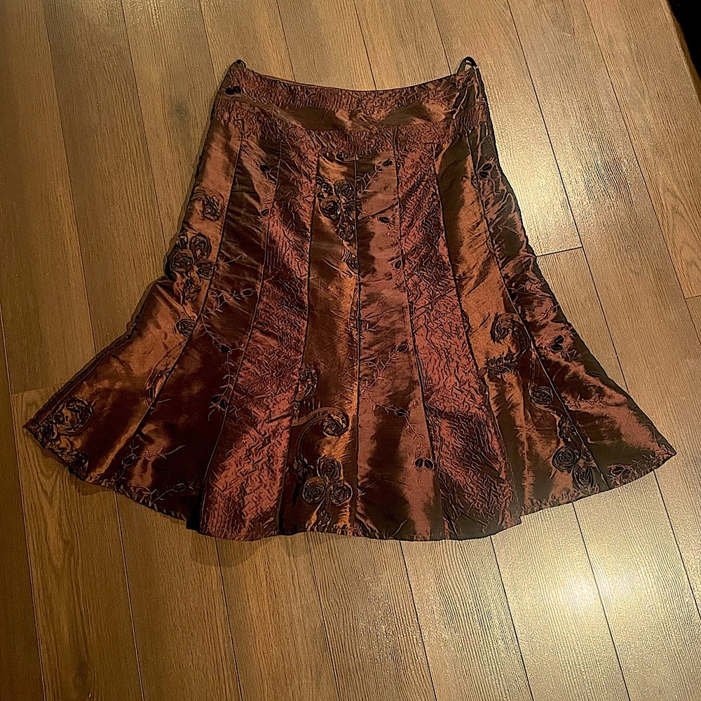 Exquisite skirt